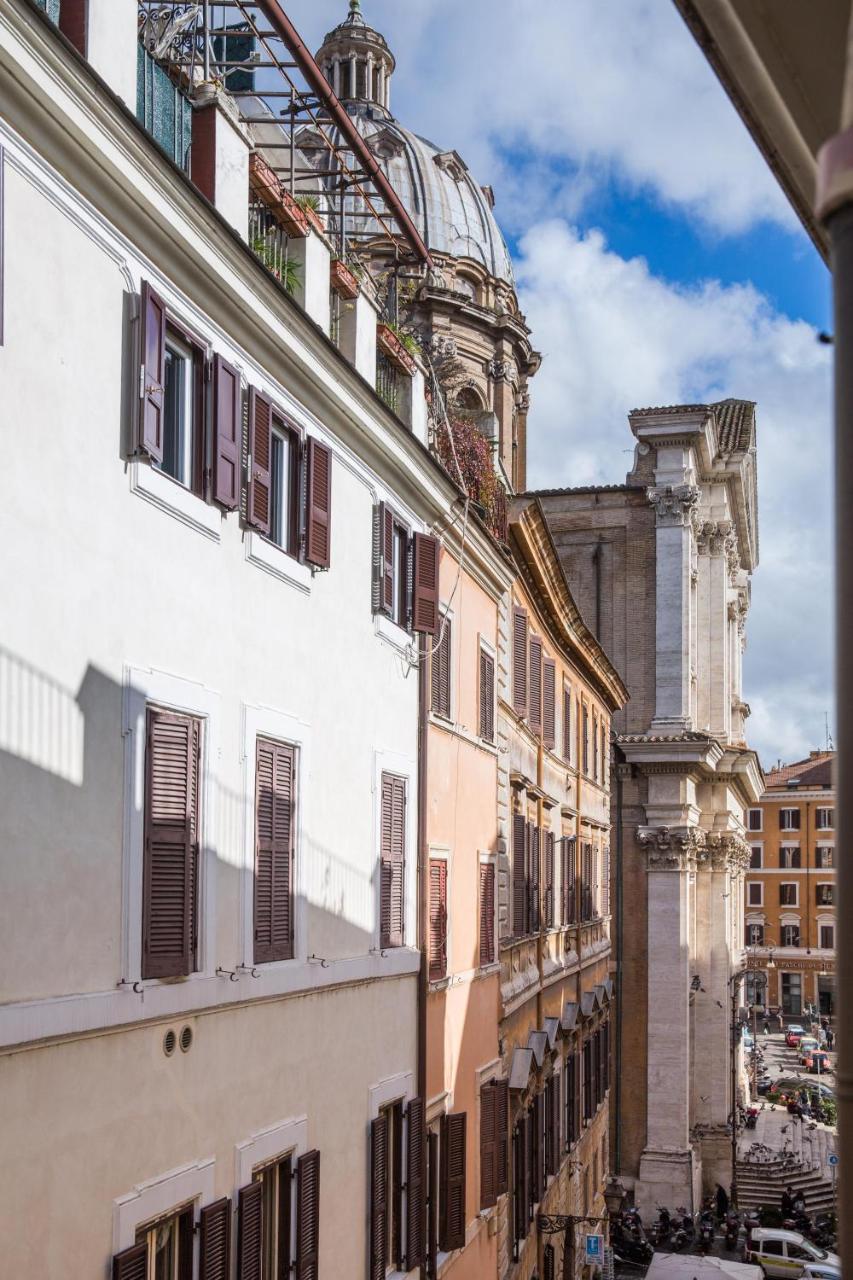 Rent In Giubbonari Appartement Rome